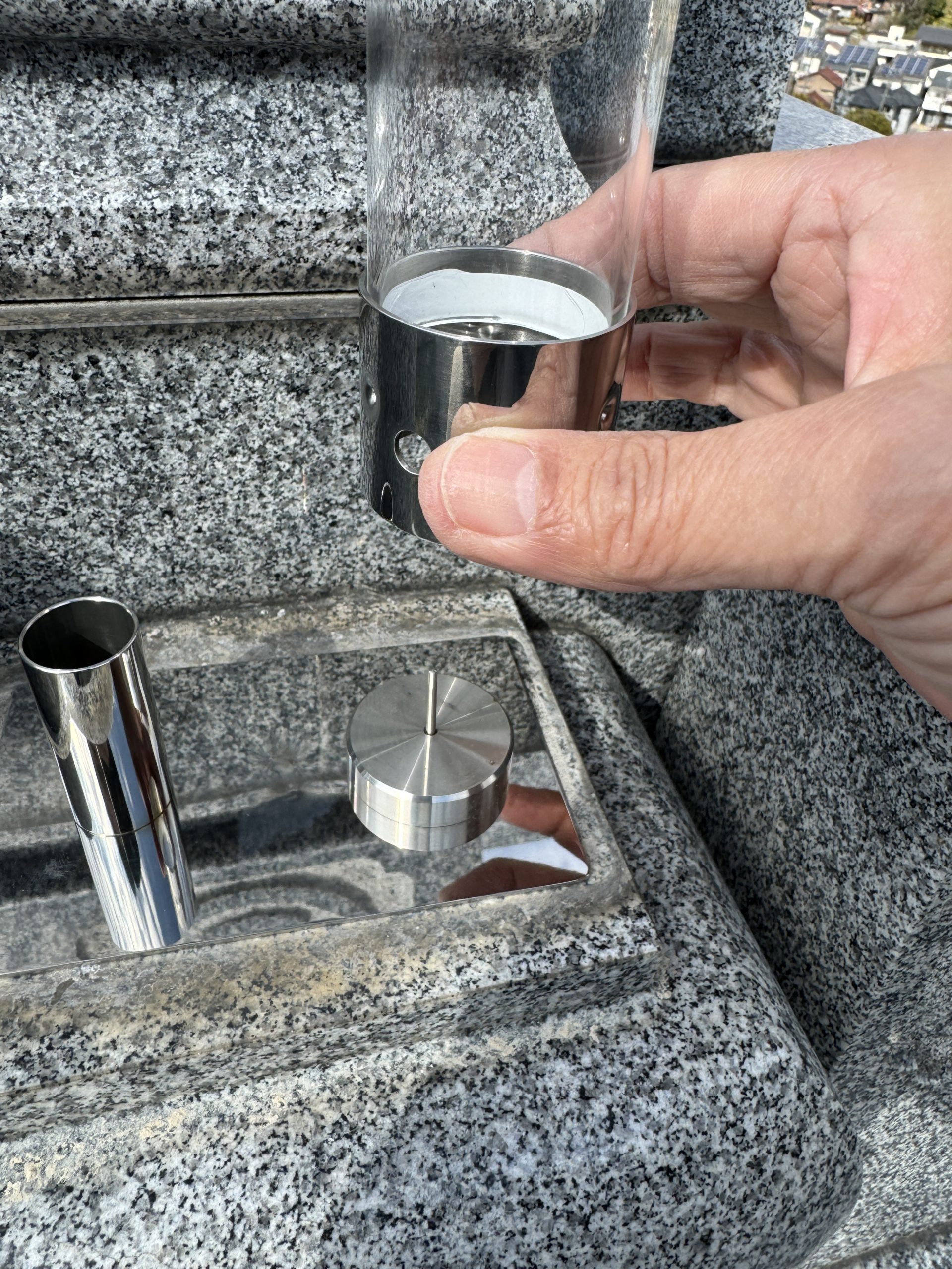 燭台一つにもプロダクトとしての価値があります - お墓のおざわや