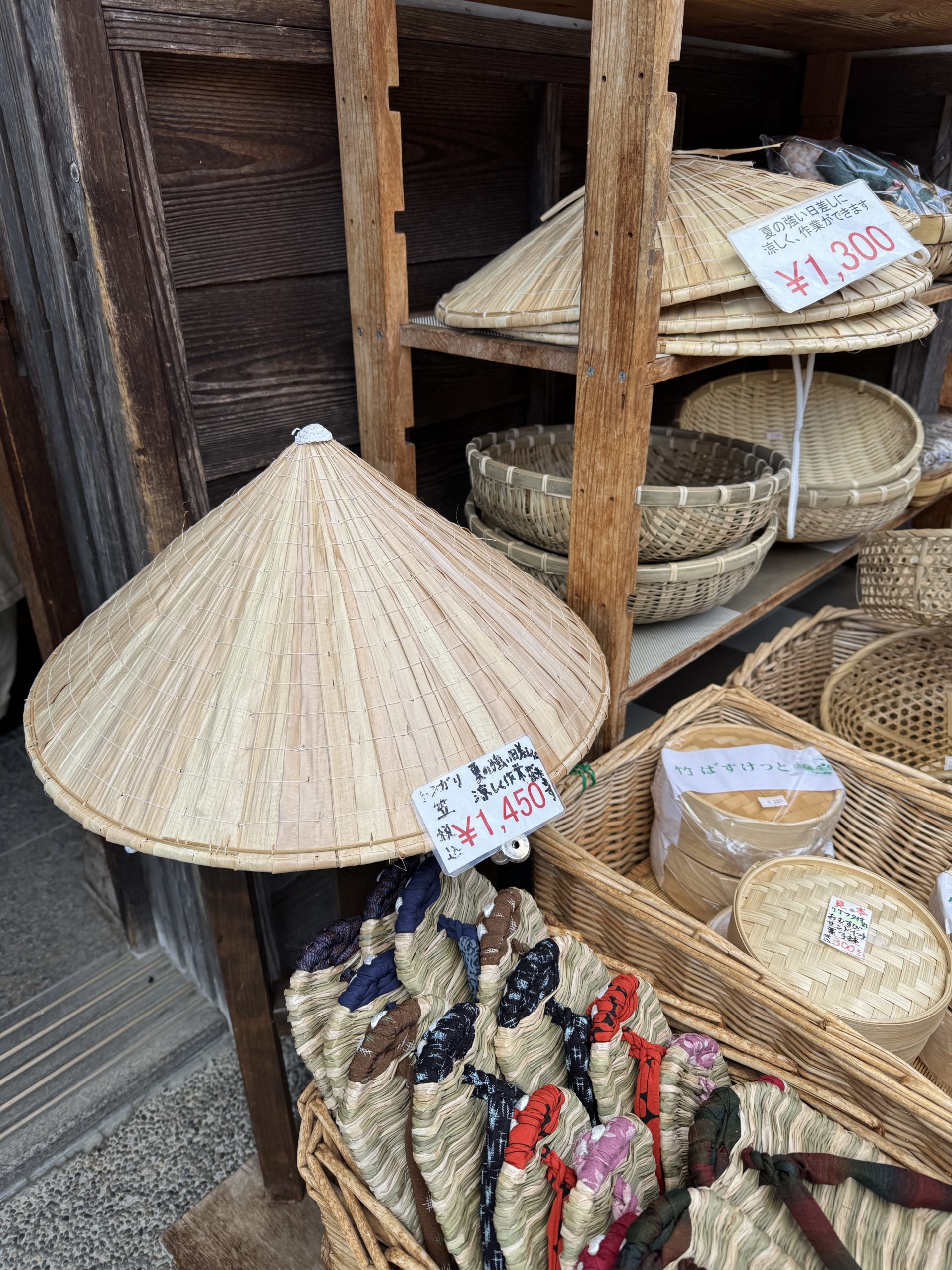 古来から使われ続けている道具には理由がある - お墓のおざわや